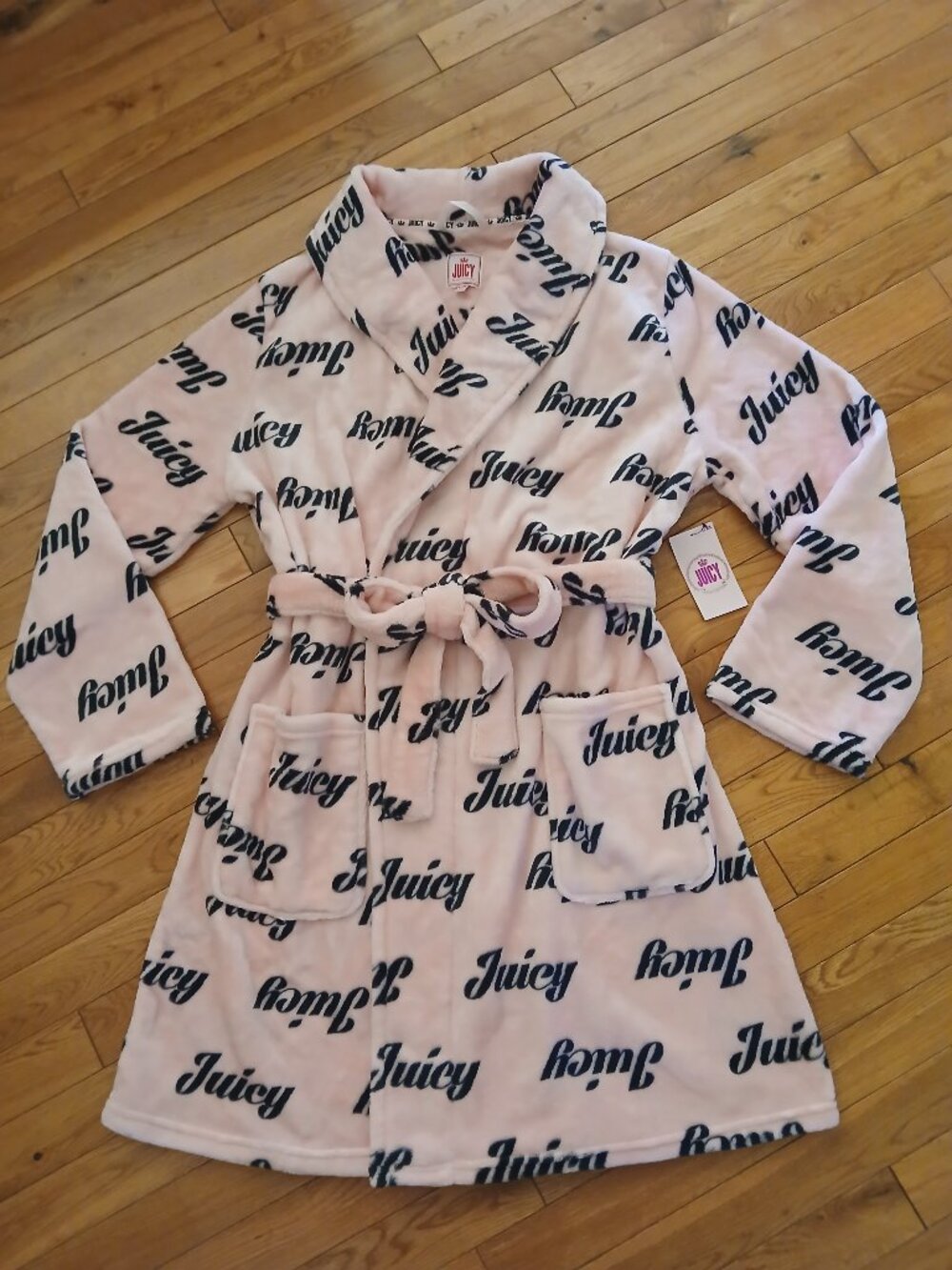 JUICY Couture Robe Plush Pink w/Black Logo Short Length - NEW Women's size L/XL